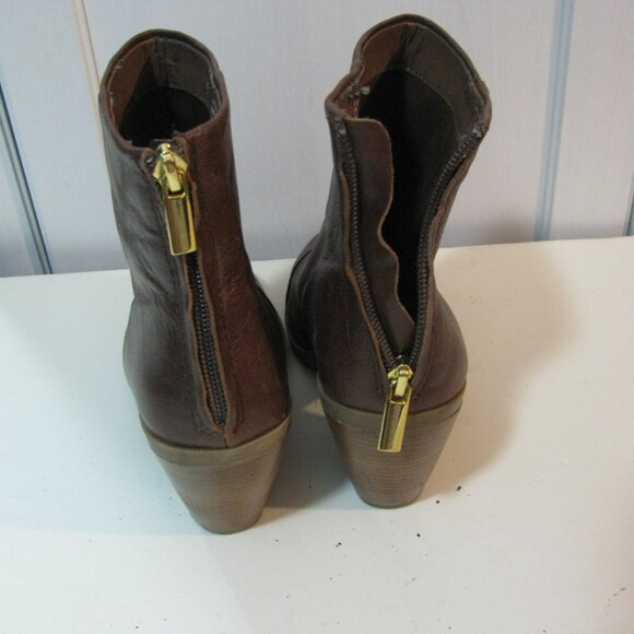 ** Bandolino Brown Boots 7M Size 7 Zip Back Excellent - Picture 6 of 10